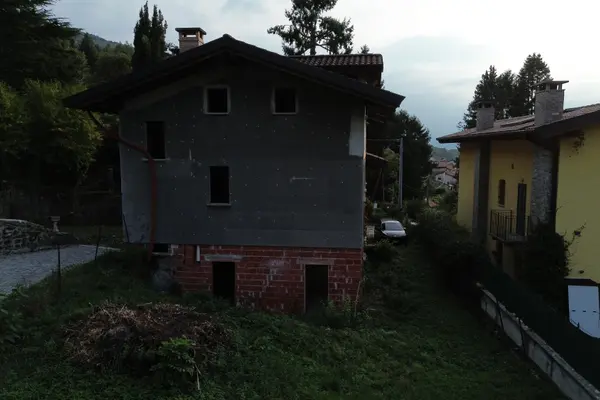 Immobile immagine 8