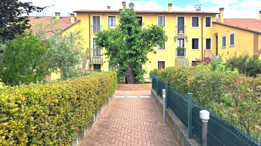 Appartamento Via Catullo 6, Bussolengo
