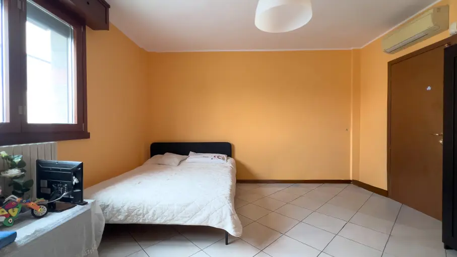 Stabile o palazzo Via P. Togliatti 1, Corsico