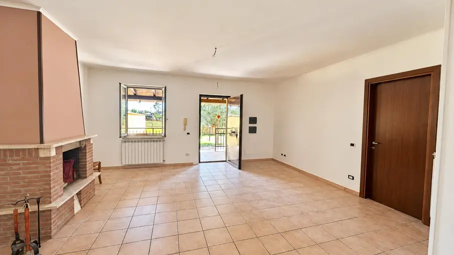 Appartamento Strada di Carano 26, Latina