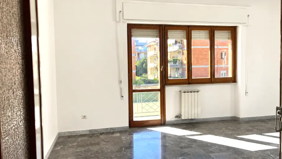 Appartamento via Satrico 25, Latina