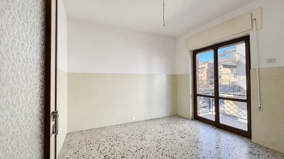 Appartamento via Satrico 25, Latina