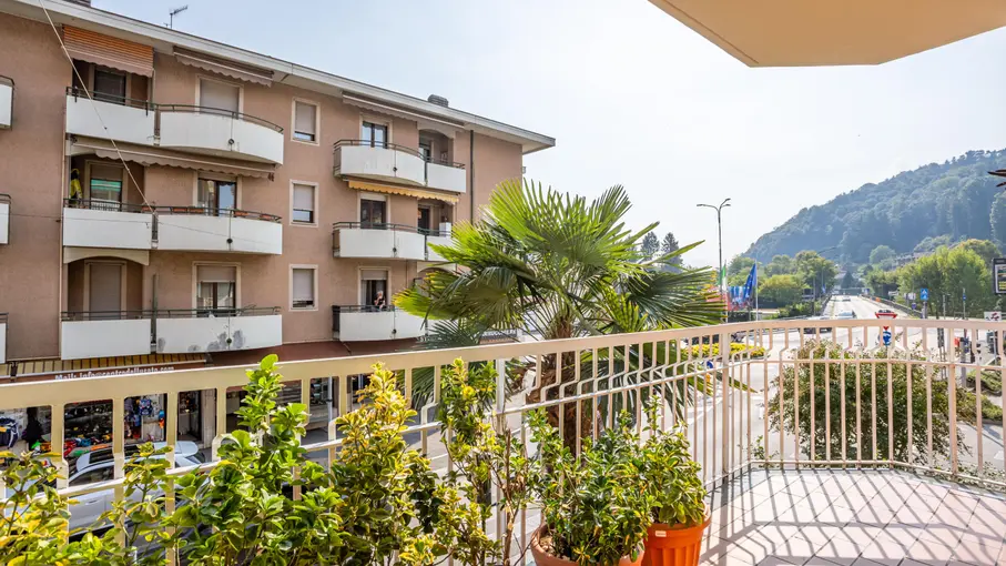 Appartamento Viale Dante Alighieri 24, Luino