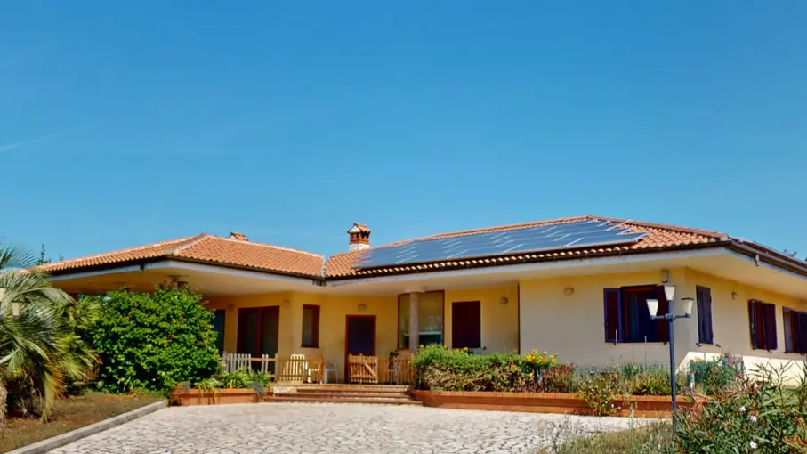 Villa unifamiliare Strada Litoranea 435, Latina