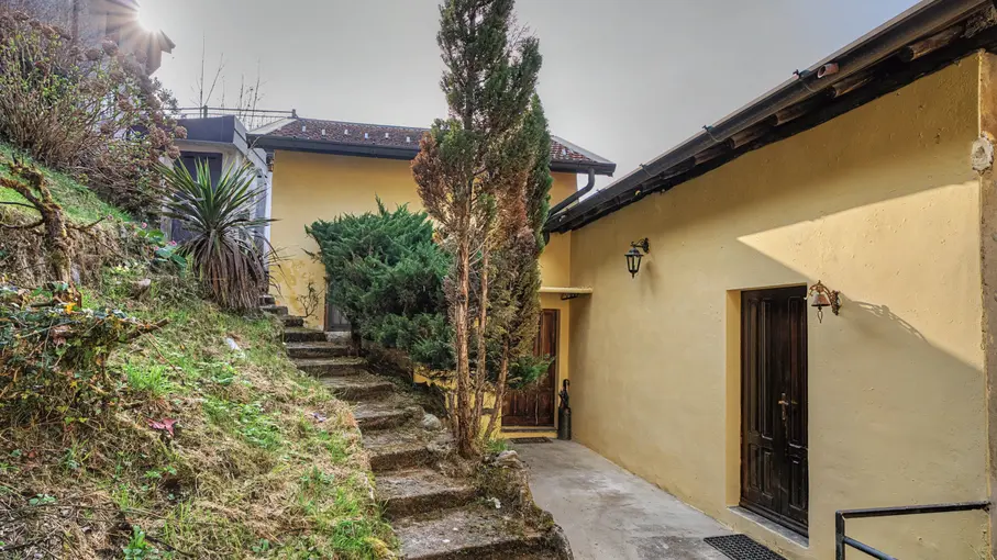 Villa unifamiliare Frazione Capovico 49, Blevio